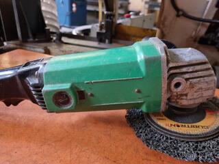 Hitachi Corded 180mm Disk Sander Polisher SAT-180