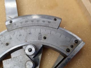 Universal Bevel Protractor w/ Case