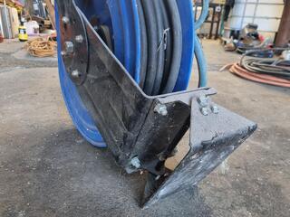 Retracting Air Hose Reel Assembly