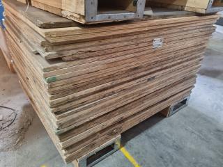 34x Plywood Sheets