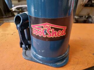 20-Ton Welded Bottle Jack by The Tool Shed