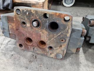 Pair of Hydraulic Valve Blocks