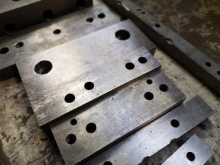 8x Assorted Individual Steel Parallel Units