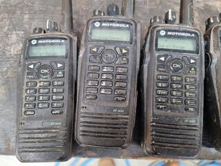 7x Motorola DF3601 2-Way Radios w/ Charger,