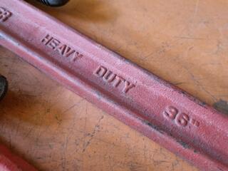 2x Large Pipe Wrenches, 24" & 36" Sizes