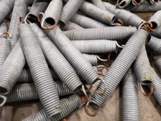 Lot of 80x Extension Springs