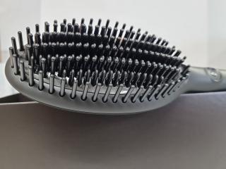 GHD Glide Smoothing Hot Brush