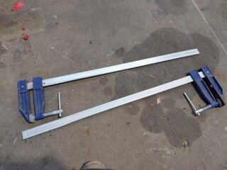 4 x clamps