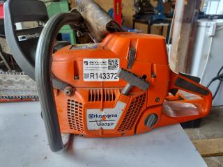 Husqvarna 390XP Chainsaw