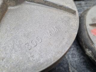 8x Assorted Aluminium Drain Test Plugs