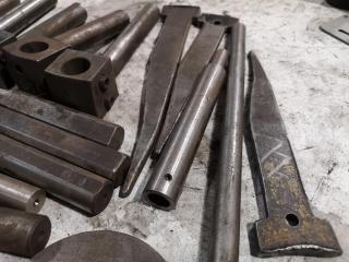 Assorted Lathe Tooling, Boring Bars, Mounts, Accessories