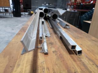 Assorted Lengths of Aluminium Material