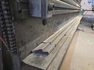 DYE Three Phase Press Brake 