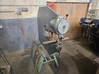 Pullmax Machine