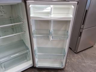 Westinghouse 330L Refrigerator Freezer