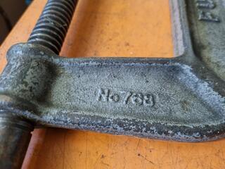 3x G-Clamps