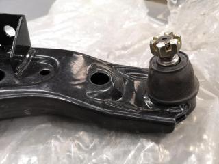 Front Right Control Arm for Subaru, Diahatsu, Siron