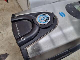 Sauber Intelligence SI-200 Vacuum Cleaner