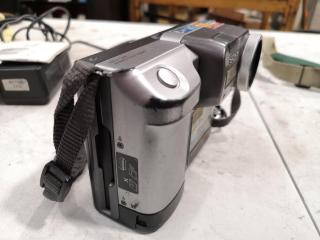 Vintage Sony Digital Mavica MVC-FD88 1.3mp Camera, Faulty Screen