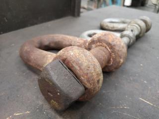 3x Assorted D and Bow Shackles