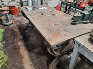 Large Workshop Workbench with Record Vice