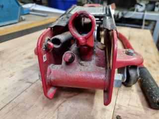 2-Ton Hydraulic Floor Jack