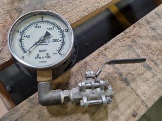 Steam Pressure Gauge, 16 kPa Range w/ Control Valve