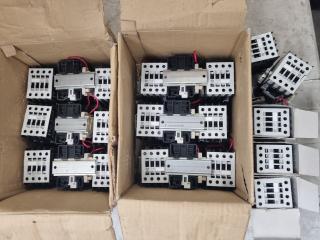 23x GE General Electric 3-Phase Contactors