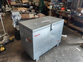 Large Tool Chest/Trunk