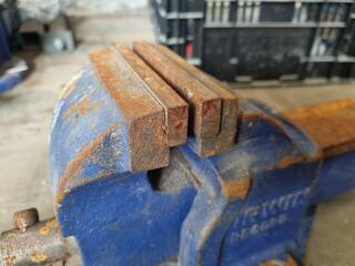Record / Irwin No.3 Benchtop Vice