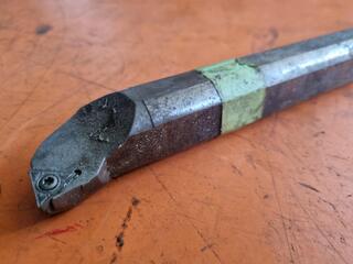 Assorted Lathe Boring Bars & Turning Tool