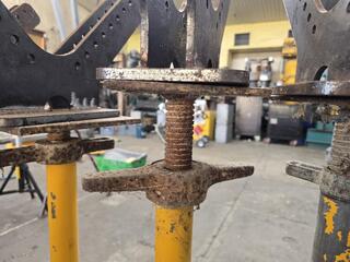 9 x Work Stands