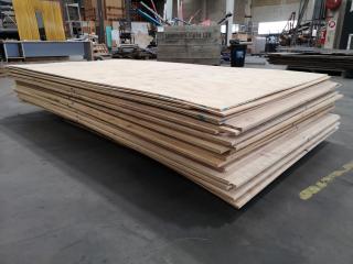 25x Sheets of Unused Plywood