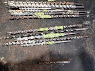 Assortment of Drill bits