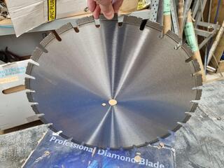 Husqvarna 890 Series 515mm dia Flat Concrete Saw Blade, New