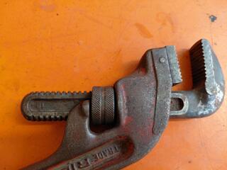 RIDGID E18 Pipe Wrench