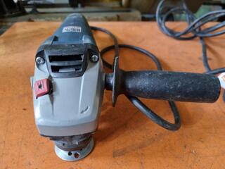 Bosch Corded 125mm Angle Grinder GWS 15-125 CITH