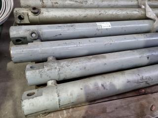7x Hydraulic Cylinders