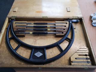 M&W Moore & Wright 12" to 16" Imperial Outside Micrometer