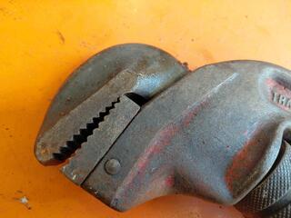RIDGID E24 Pipe Wrench