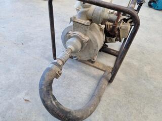 Honda Portable Petrol Water Pump, Missing engine parts!