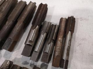 32x Assorted Threading Taps