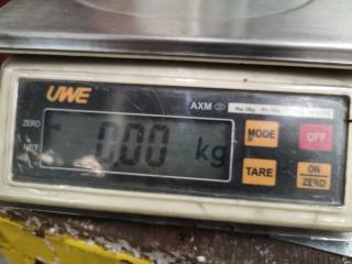 UWE 30kg Benchtop Digital Weight Scale