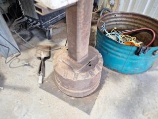 Linishall BG8 8"/200mm Industrial Bench Grinder in Pedestal
