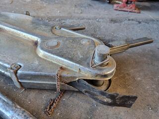 Titan Wire Rope Winch, 3200kg Capacity