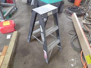 Insulated Industrial Double Sided Step Ladder