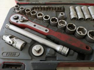 Teng Tools 39-Piece 3/8" Drive Socket Set w/ Case