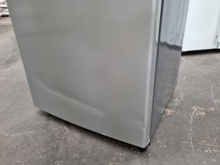 Westinghouse 330L Refrigerator Freezer