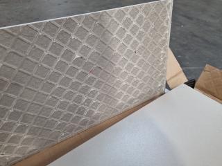 128x Porcelian Tiles, 300x600mm Size, 23.04m2 area coverage