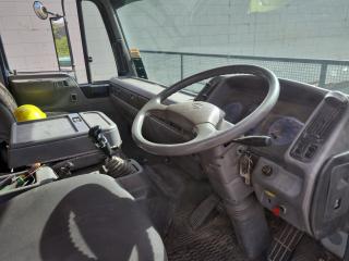 2000 Hino GH 6 x 4 Hiab Truck